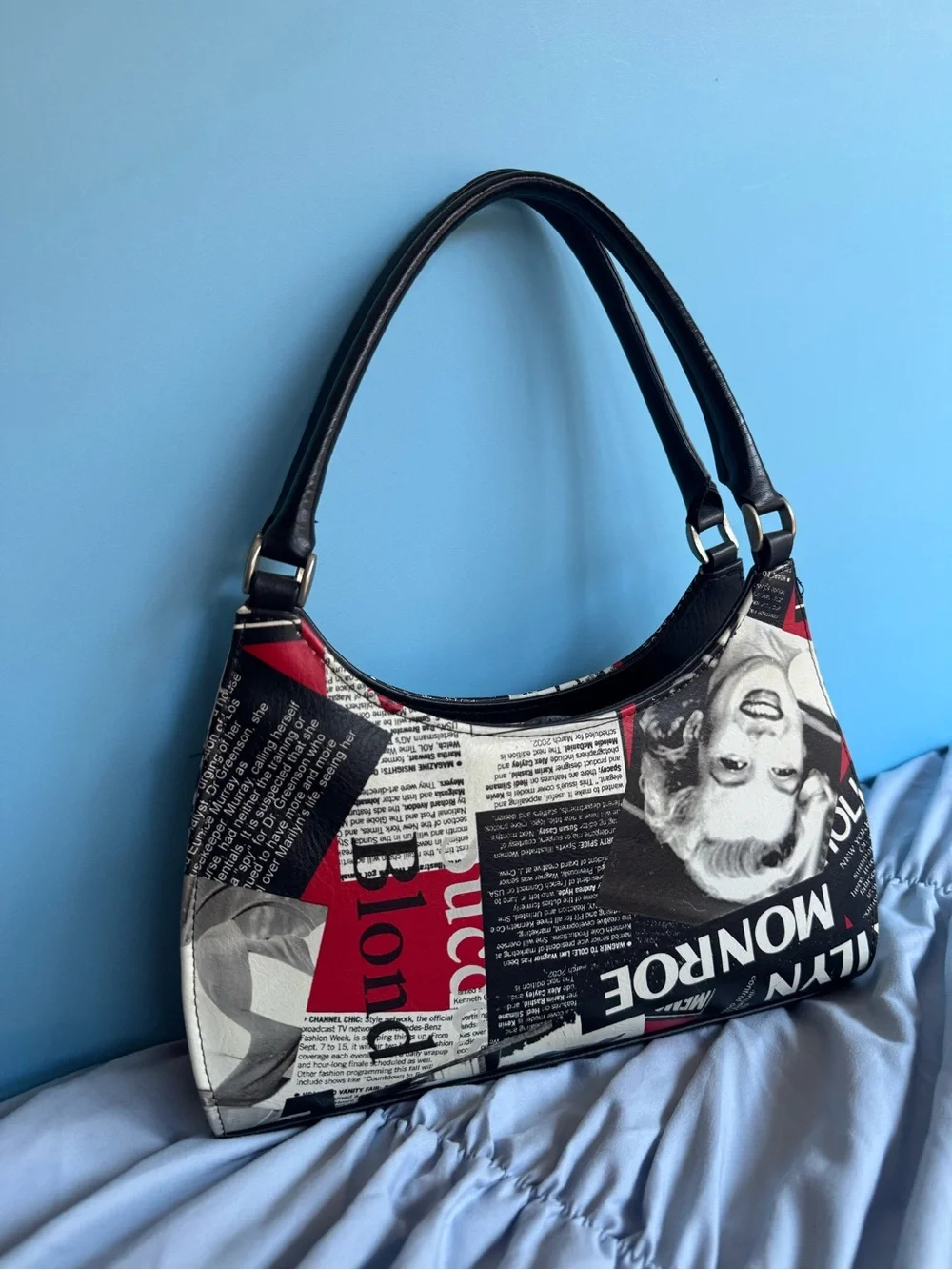 Y2K Marilyn Monroe Black, Red & White Newspaper-Print Shoulder Bag